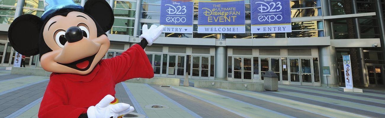 d23-expo-2015-mickey-entrada