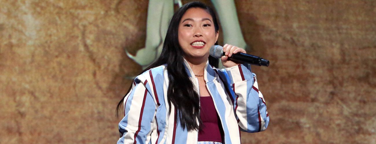 Awkwafina é a voz original da Sisu, o último dragão de Kumandra.